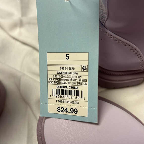 Lavender boots - Picture 4 of 4